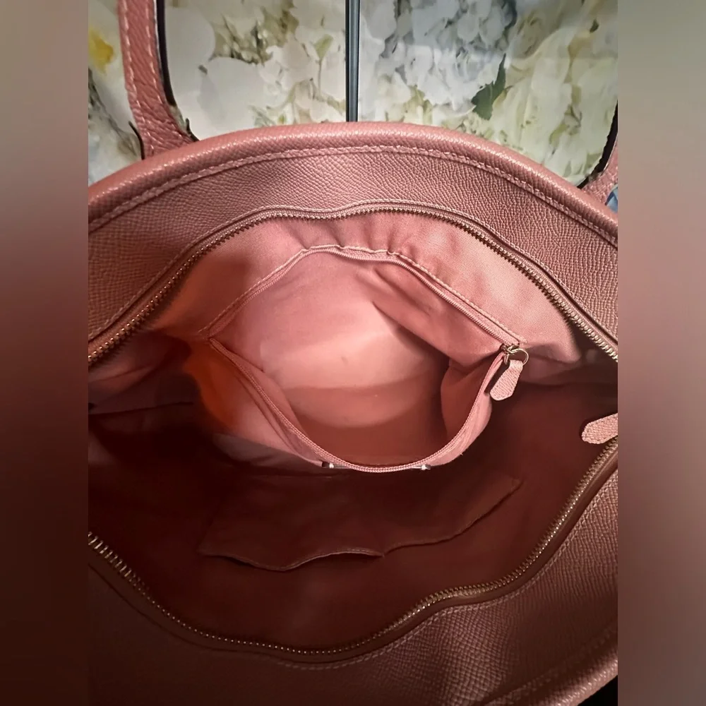 Coach Outlet light pink city zip tote GUC - Picture 10 of 16